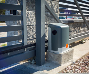 Dlaczego Twoja brama nie działa, gdy pada śnieg lub chwyta mróz?