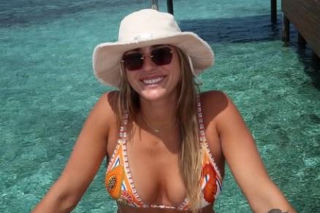Biust Aryny Sabalenki aż wylewał się z bikini! Gorące zdjęcia z greckiej wyspy