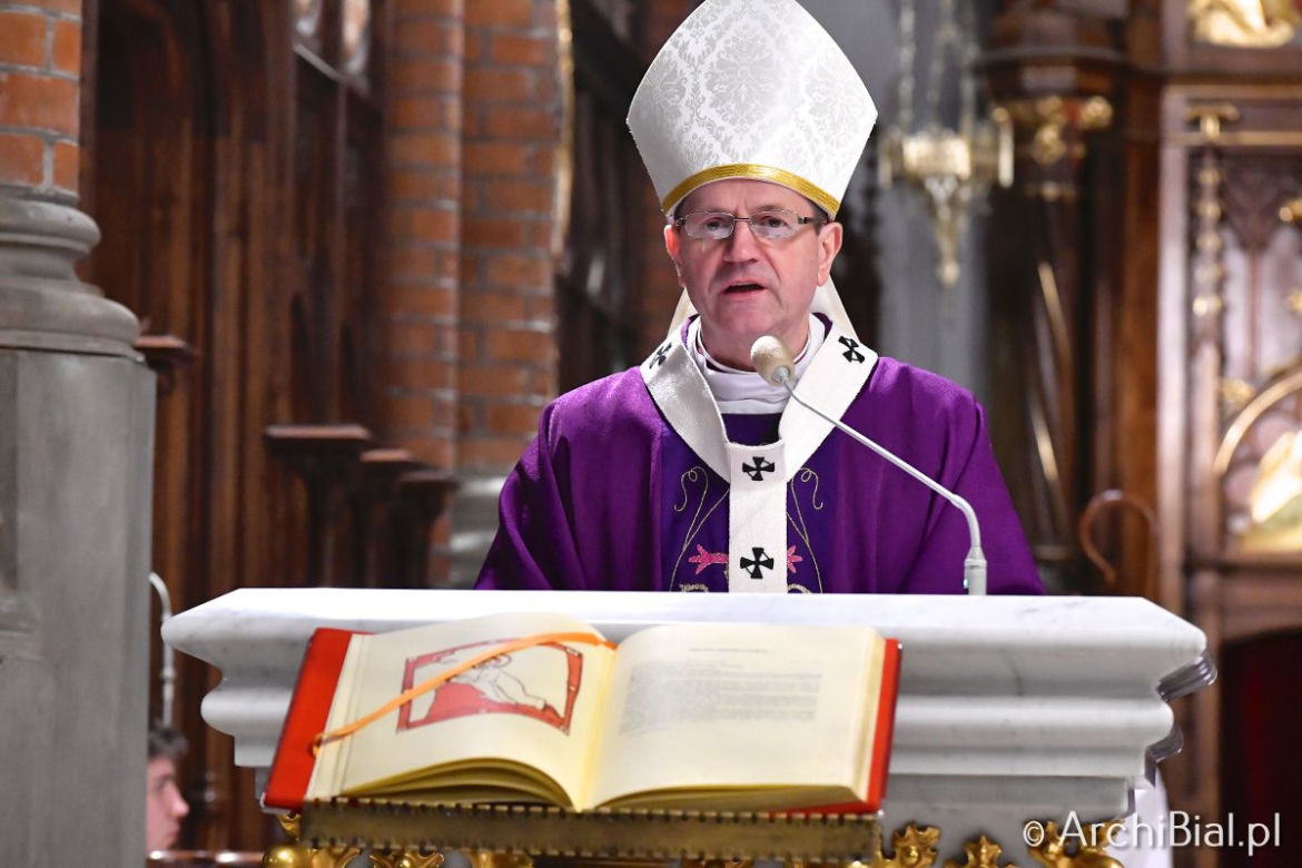 Białystok. Środa Popielcowa w białostockiej katedrze 2019