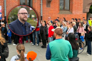 Rodzice wyszli na ulice Torunia. Burza wokół przedszkoli i decyzji władz miasta!