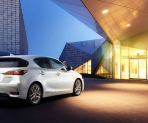 Lexus CT200h
