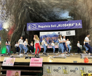 Trening fitness na stepie 600 metrów pod ziemią. Poznanianki zawalczyły o rekord Guinnessa