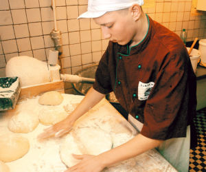Tak się smaży prawdziwe pączki