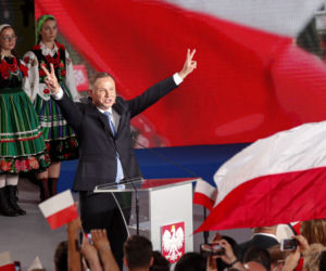 Wszyscy podlizują się Bosakowi
