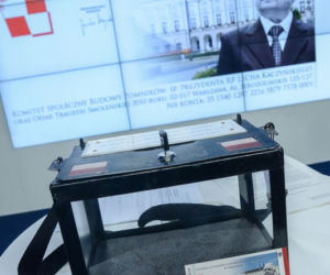 Cegiełki na budowę pomników smoleńskich w Warszawie
