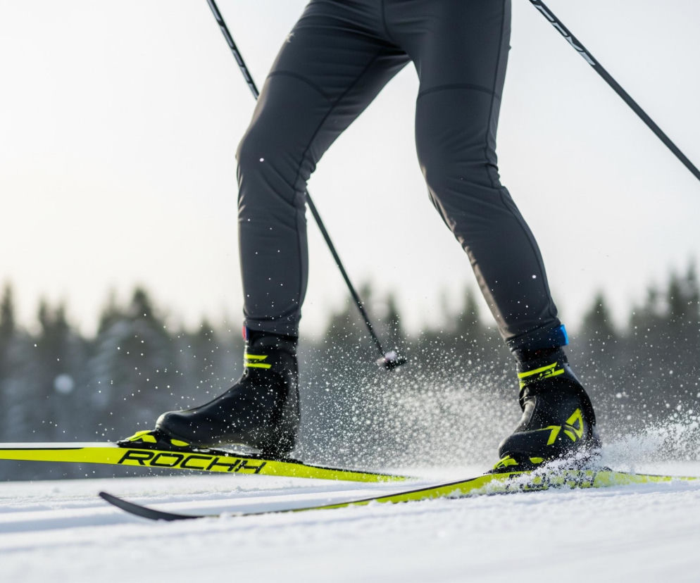 Johannes Hoesflot Klaebo ze złotem na 50 km. Ile rekordów zdołał pobić?