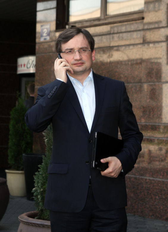 Zbigniew Ziobro w szpitalu. Pokazał się po operacji