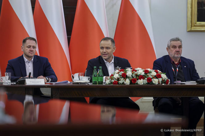 Prezydent Nawrocki rozmawia z rolnikami w Warszawie