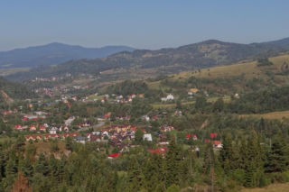 To jedna z najpiękniejszych wsi w woj. małopolskim. Kiedyś była częścią słynnego uzdrowiska