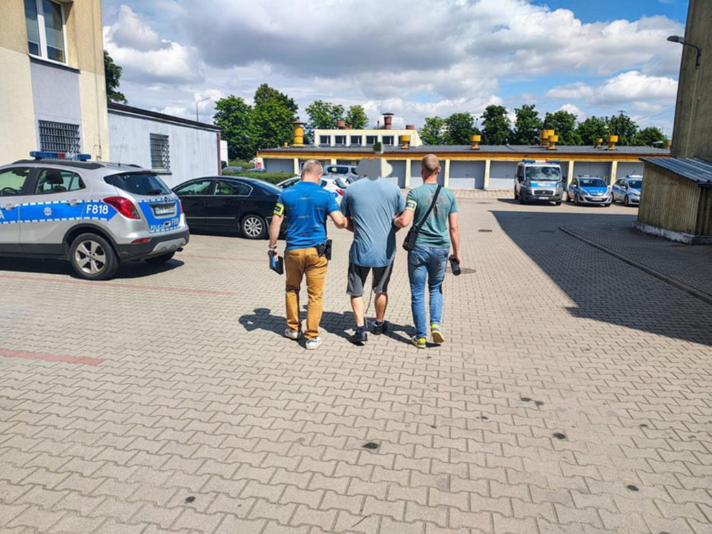 Zmasakrowane zwłoki Wojtka znaleziono pod cmentarzem. „Zdałem sobie sprawę, że zabiłem kolegę”