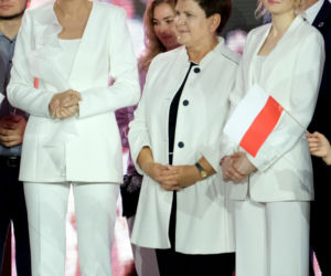 Agata Duda, Kinga Duda. Damy w bieli.