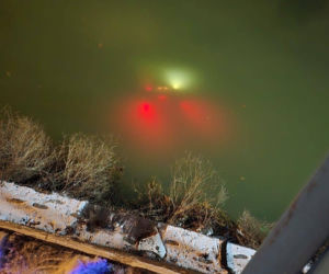 Samochód wpadł do Odry we Wrocławiu