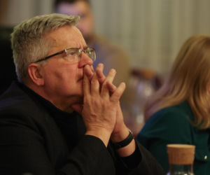 Bronisław Komorowski dorabia do emerytury. 11 tys. zł to dla niego za mało