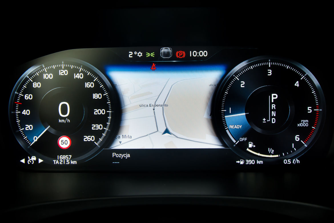 Volvo V90 D5 235 KM AWD Summum