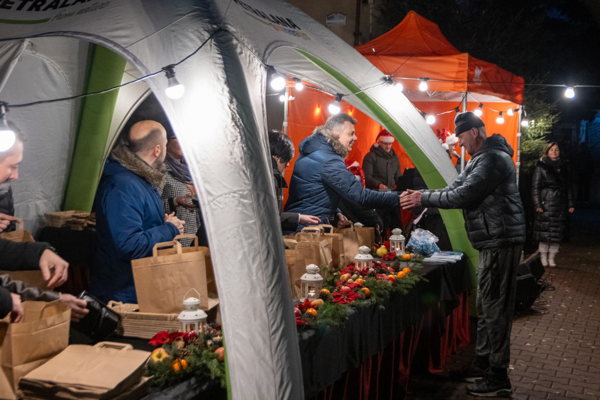 Fundacja Petralana po raz szósty zorganizowała wigilię w bytomskiej noclegowni