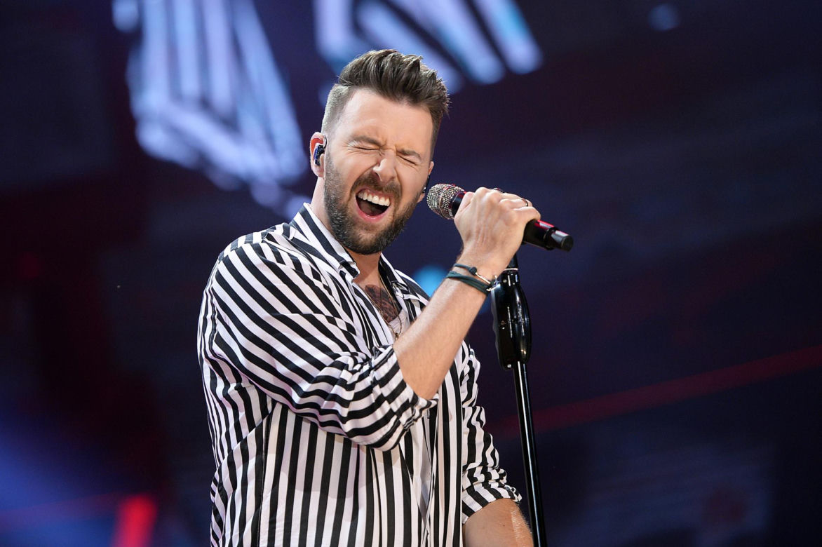 Grzegorz Hyży kiedyś i dziś. Od skromnego chłopaka z "X Factora" do ikony męskiego stylu
