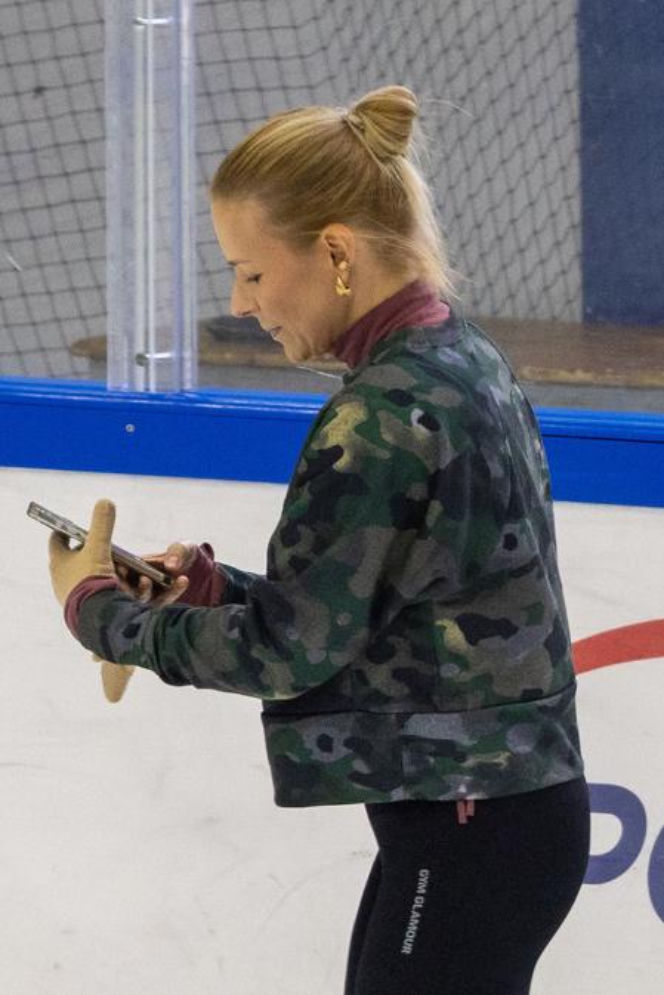 Aneta Zając na łyżwach