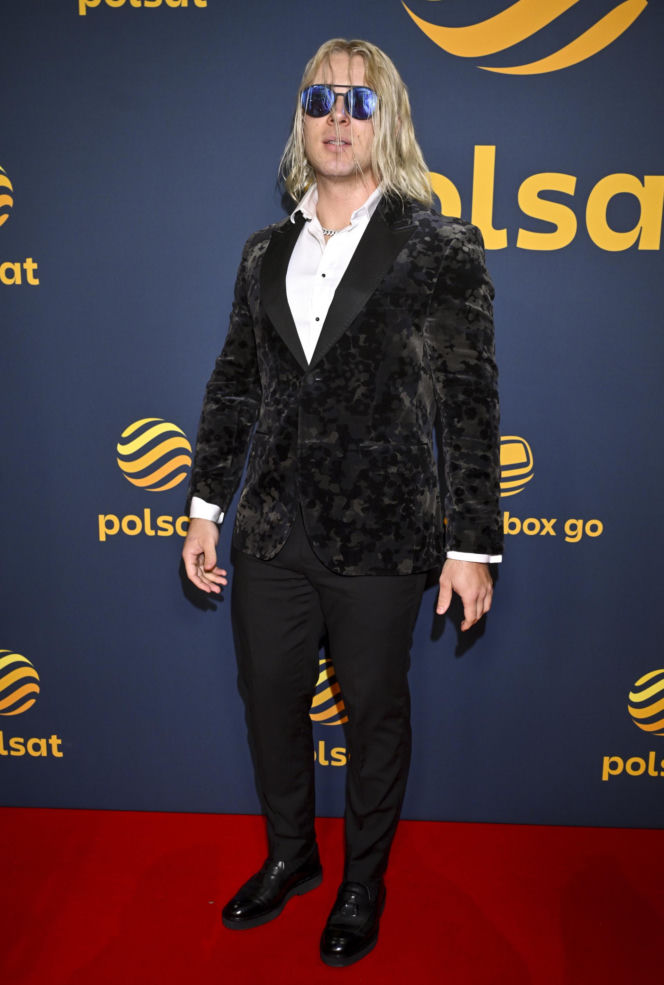 SKOLIM robi masę, ja fast food i kiełbasę