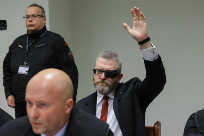 Grzegorz Braun po rozprawie