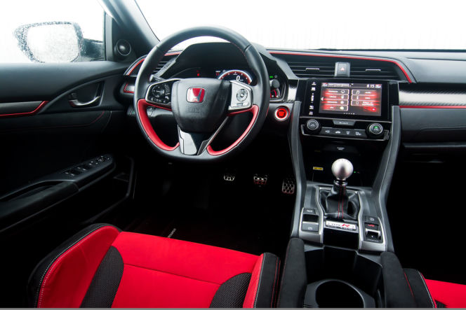 Honda Civic Type R 2.0 i-VTEC Turbo 320 KM