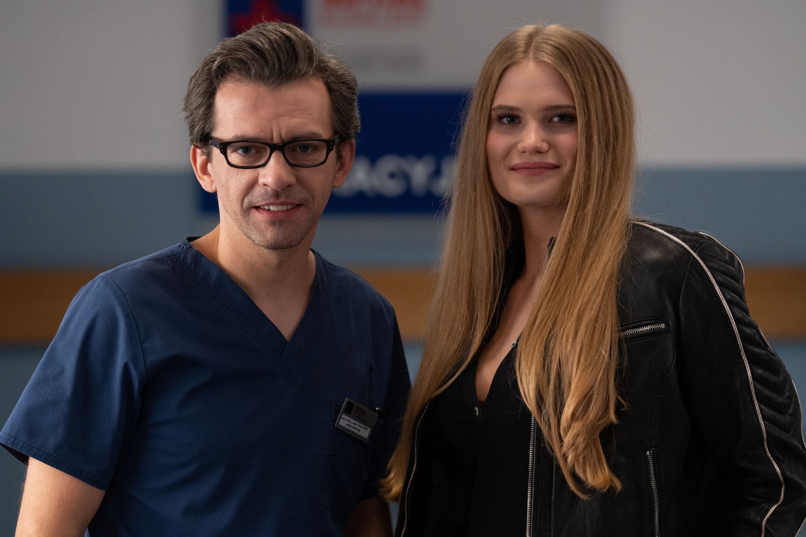 Na dobre i na złe, odc. 872: Amelia (Julia Turczynowicz), Artur Bart (Piotr Głowacki)