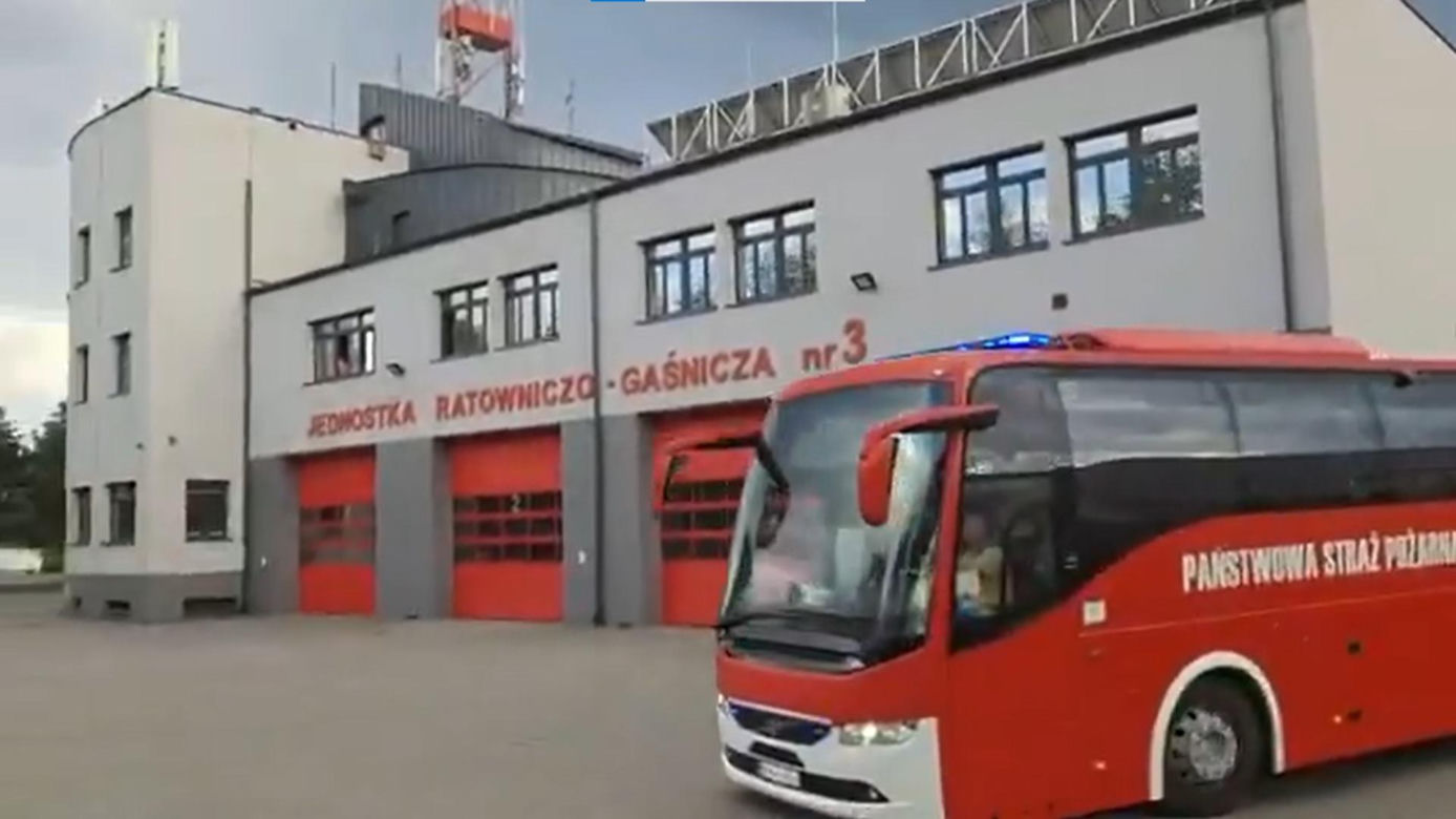 Pożar Puszczy Solskiej wciąż nieopanowany! Strażacy z 7 województw ruszyli do walki z ogniem