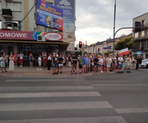 „Cześć i chwała bohaterom!”. Siedlczanie spotkali się w centrum miasta, by uczcić 82. rocznicę wybuchu Powstania Warszawskiego