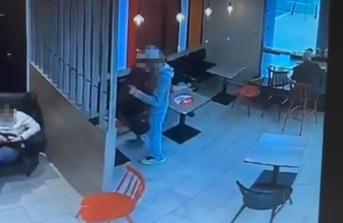 Akcja kontrterrorystów na stacji paliw w Warszawie. Ulice zostały zablokowane
