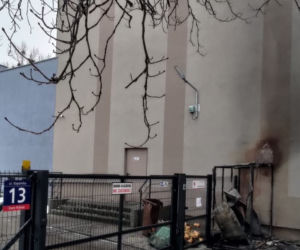 Łódź. Lodówka społeczna Caritasu spłonęła. Komuś bardzo przeszkadzała 