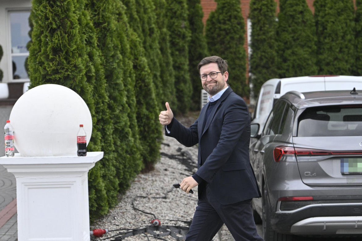 Politycy PiS jadą na wyjazdowe posiedzenie klubu