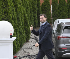 Politycy PiS jadą na wyjazdowe posiedzenie klubu