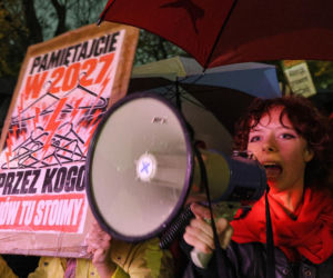 Strajk Kobiet przed Sejmem. „Czerwona kartka za aborcję”