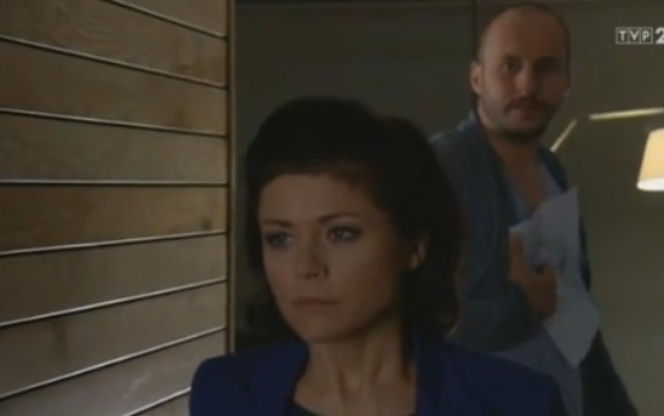 M jak miłość odc. 1020. Kinga (Katarzyna Cichopek), Robert Lubiński (Tomasz Borkowski)