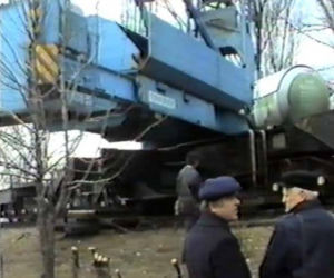 Białystok. Wykolejenie się cystern z chlorem w 1989 roku. Miastu groziła katastrofa [ZDJĘCIA]