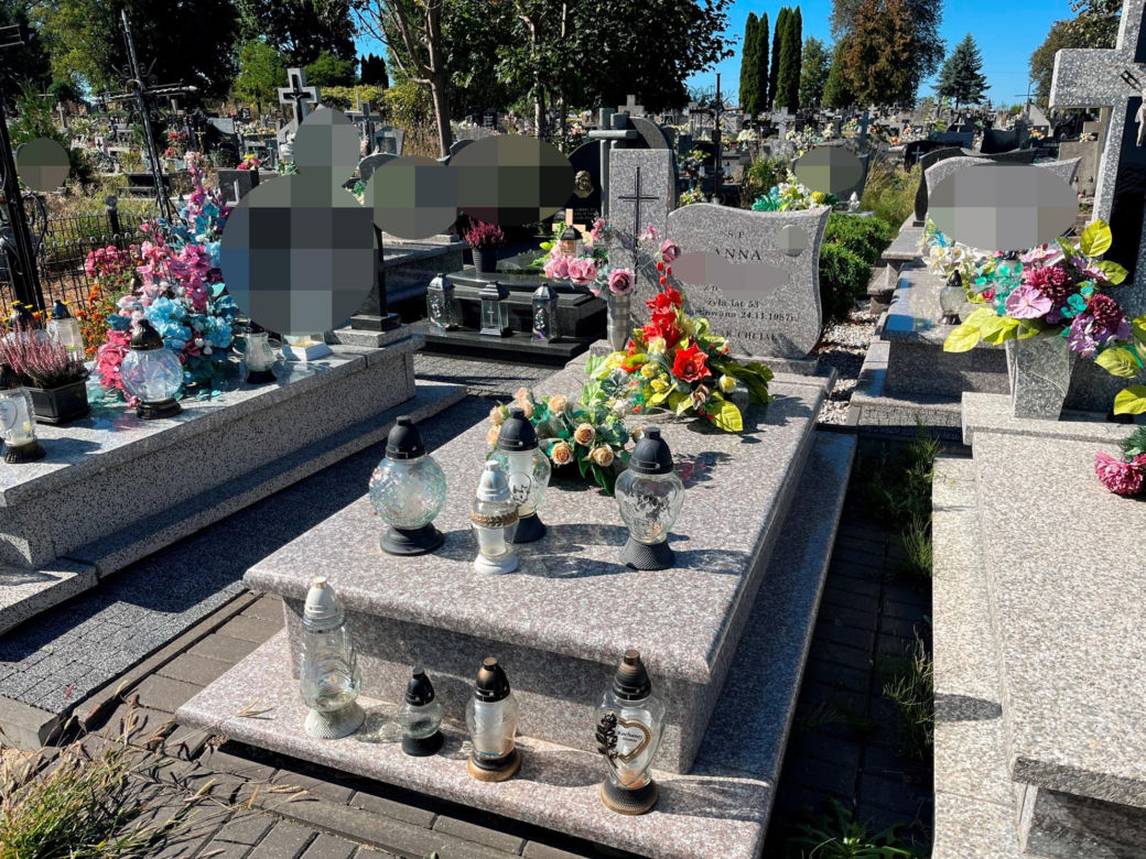 Ania wysiadła z PKS i zginęła straszną śmiercią. Ludzie we wsi: "Piersi jej poodrzynał"