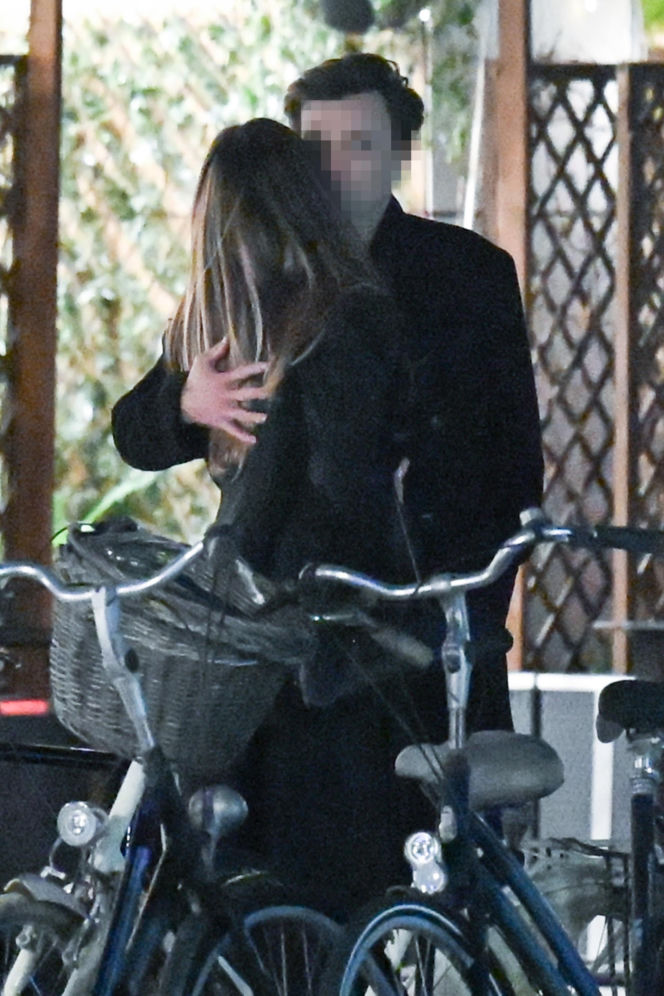 Sandra Kubicka przyłapana z przystojniakiem