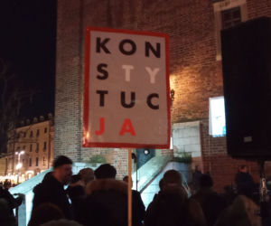 Krakownianie manifestowali w obronie sędziów i praworządności