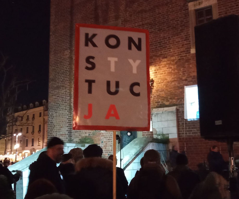 Krakownianie manifestowali w obronie sędziów i praworządności