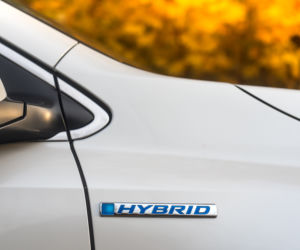 Honda CR-V 2.0 i-MMD Hybrid 184 KM e-CVT 4WD Executive