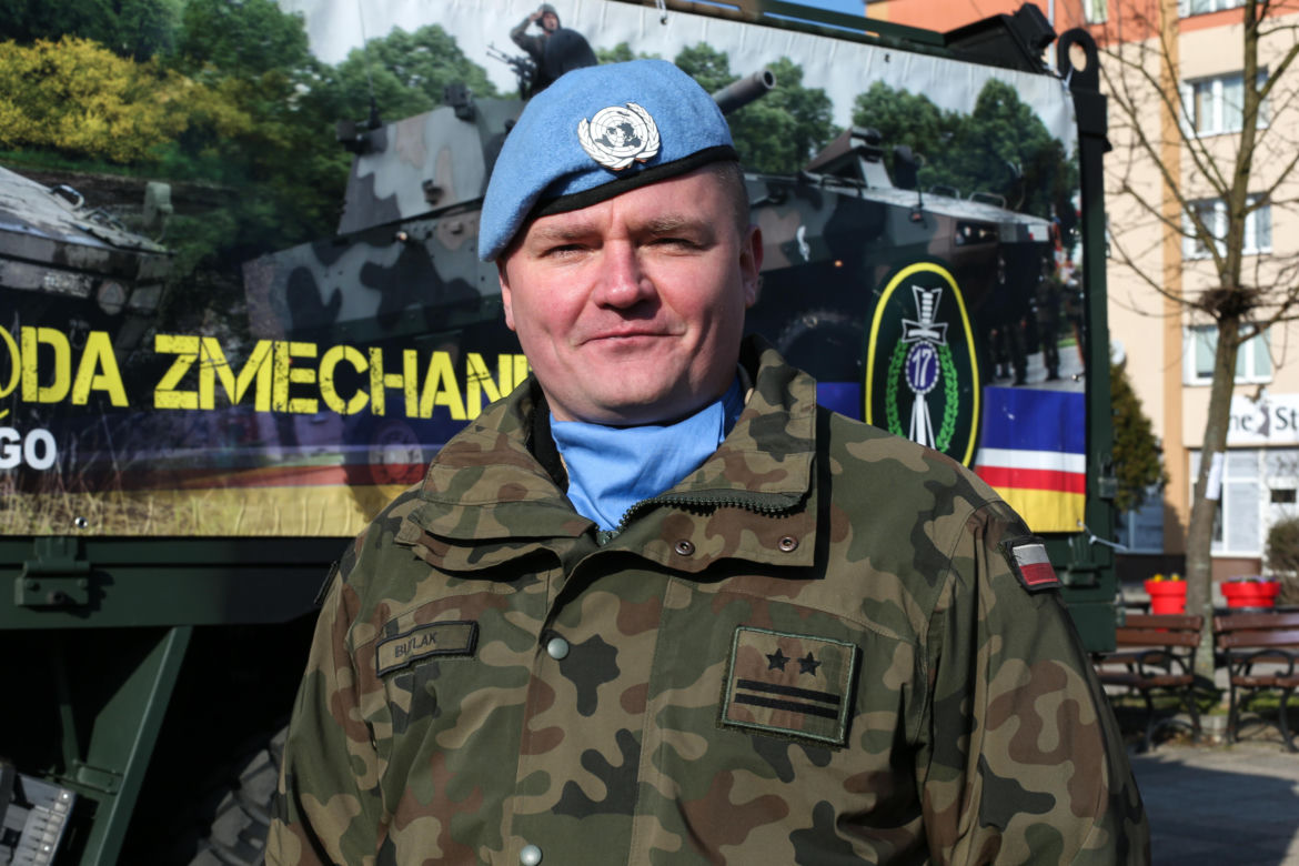 Żołnierze jadący na misję do Libanu