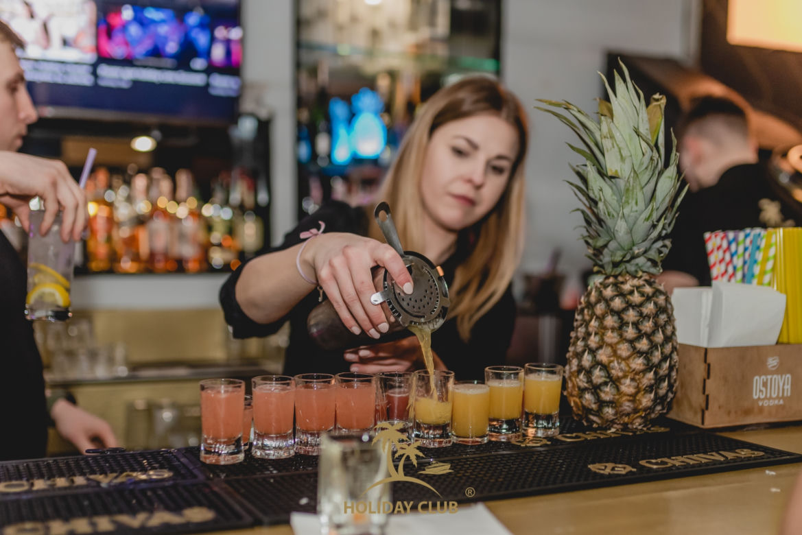 Szczecinianie w Holiday-Club. Zobacz, jak się bawią mieszkańcy! 