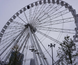 Jarmark Warszawski na placu Defilad na kilka dni przed startem imprezy