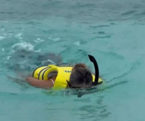 Małgorzata Rozenek i Radosław Majdan nurkują  Malediwach