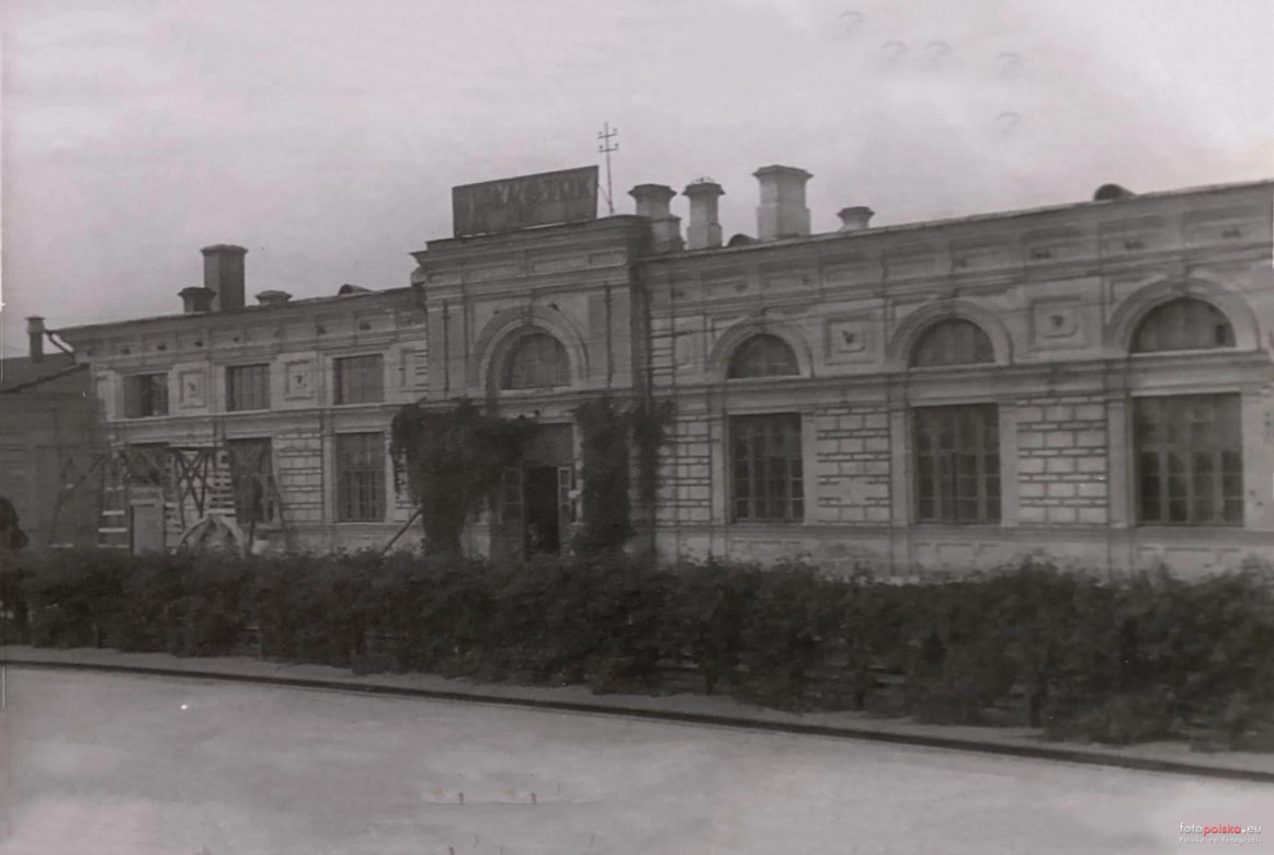 Dworzec kolejowy w Białymstoku na zdjęciach sprzed ponad 100 lat