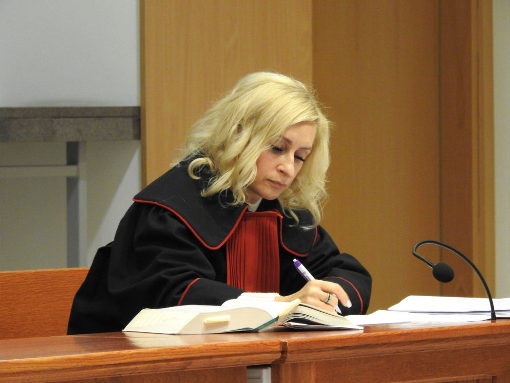 Okładali po głowie, w ruch poszła siekiera! Początek procesu o zabójstwo w Olsztynku