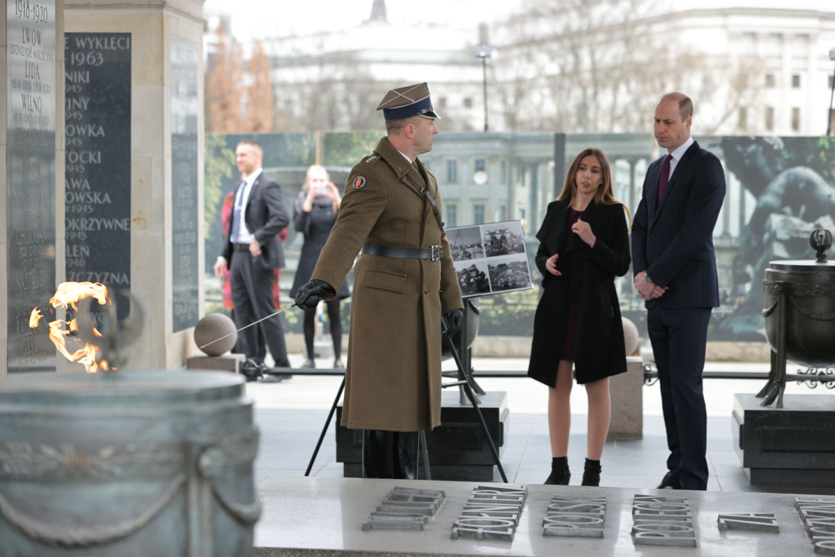 Książę William złożył wieniec na Grobie Nieznanego Żołnierza w Warszawie