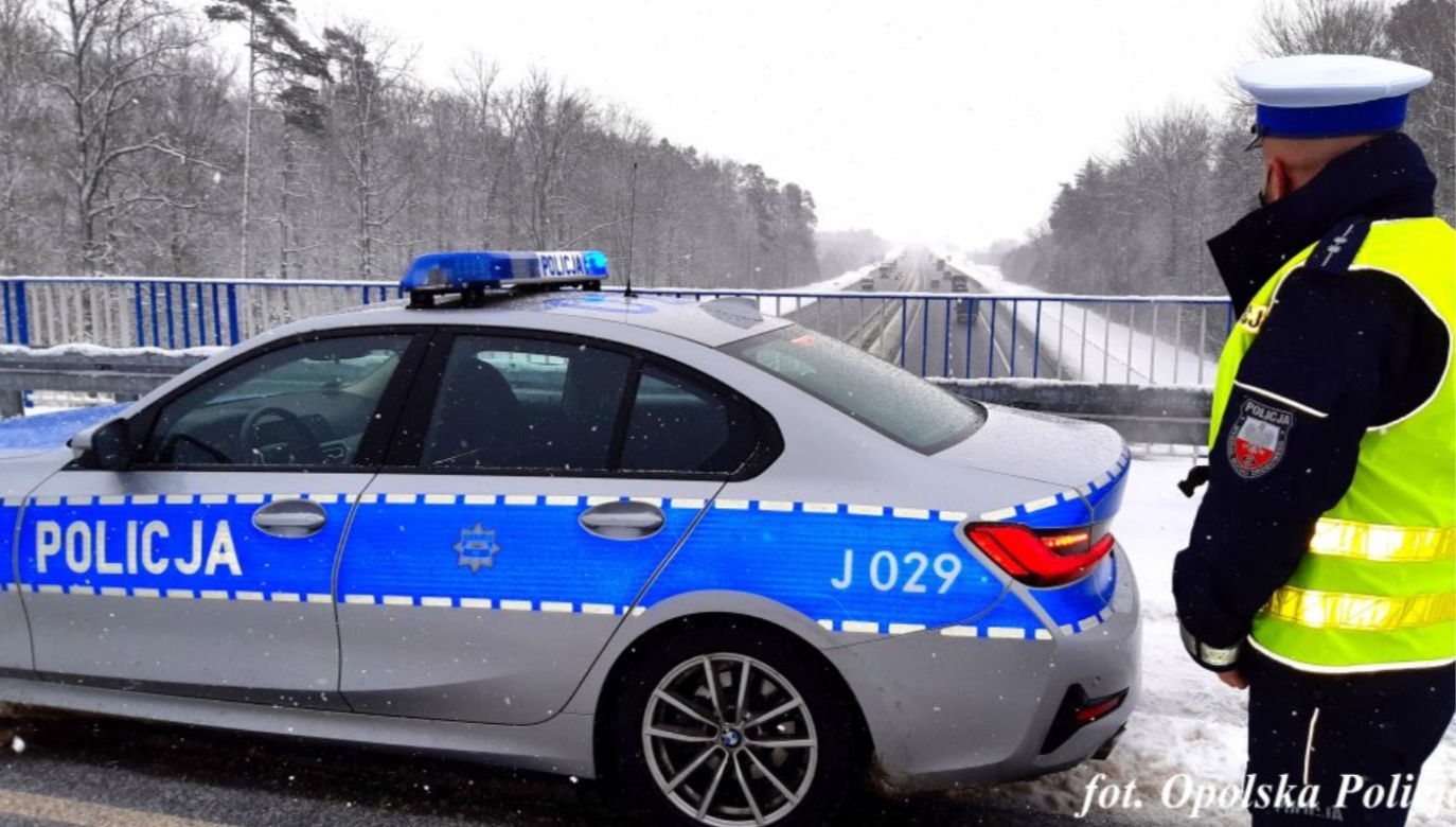 Ale FLOTA! Takimi samochodami policjanci patrolowali A4!