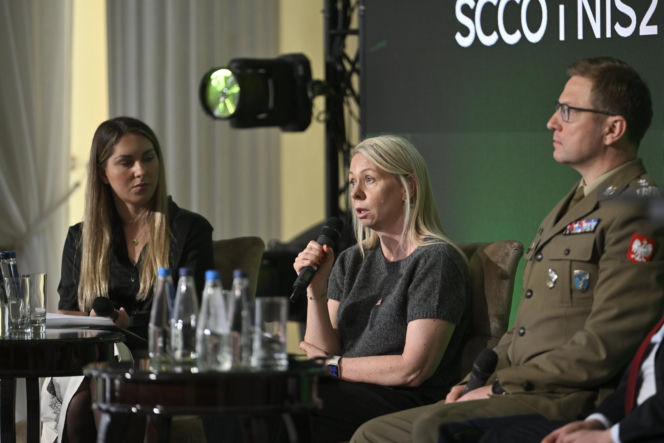 Konferencja Portalu Obronnego „Odporność cyfrowa i informacyjna Polski. Wyzwania w dobie wojny hybrydowej". Drugi panel
