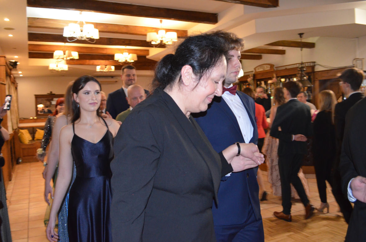 Za STO dni matura. Bal Społecznego Liceum STO w Starachowicach