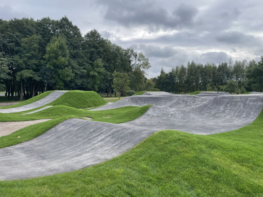 Pierwszy w Radomiu tor pumptrackowy powstał na Borkach